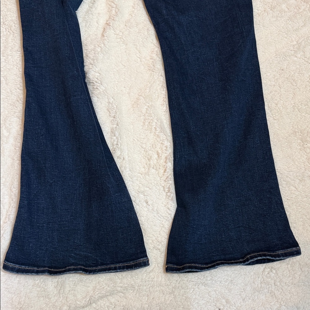 American Eagle Kick Boot Jeans Dark Wash Flap Pocket Bootcut Size 8 Short - Picture 8 of 8